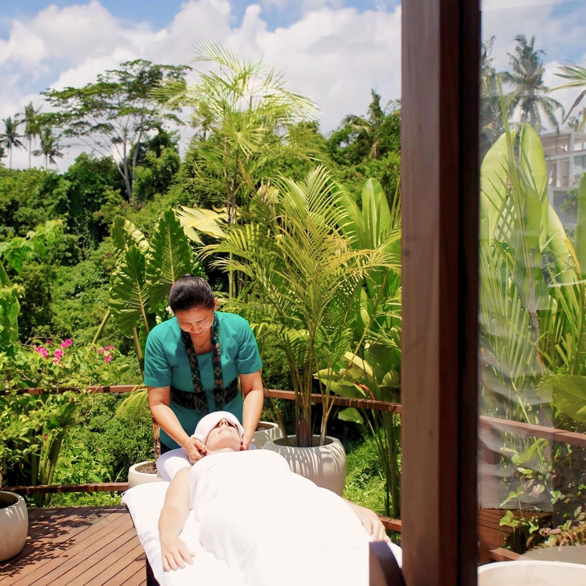 Отель Solana Wellness Retreat Убуд Экстерьер фото
